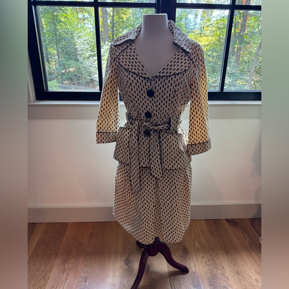 EUC Nanette Lepore Skirt Suit in Cream and Brown